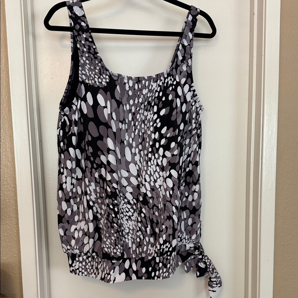 Swimsuits For All Black and White Tankini